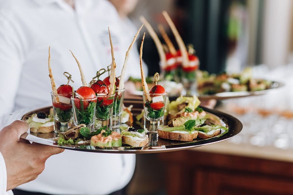 Servizio catering a Varese: la guida completa per organizzare un evento perfetto