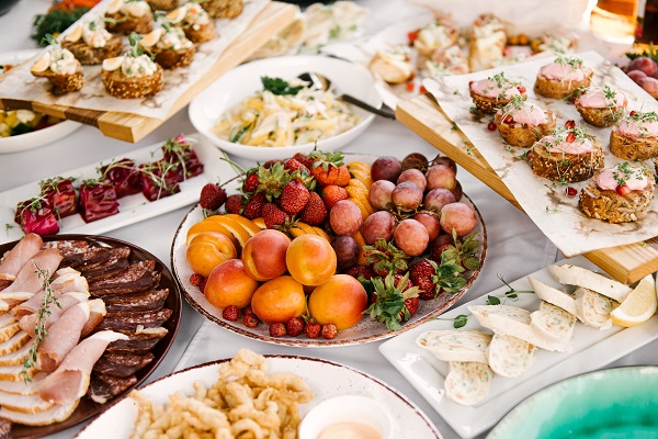 Catering per cresime: come organizzare un evento speciale con soluzioni personalizzate