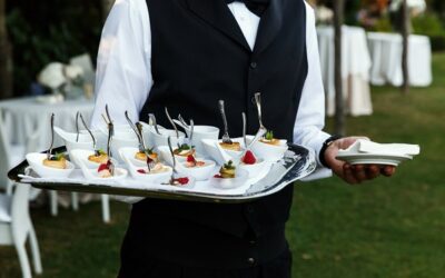 Catering per matrimoni: come personalizzare il menù per un giorno indimenticabile